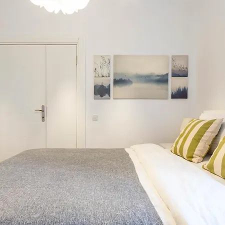 Апартаменты Exquisite Flat Near Bagdat Street In Kadikoy Стамбул
